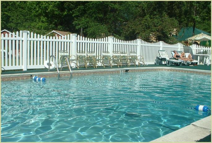 Seven Dwarfs Motel&Cabins Lac George Extérieur photo