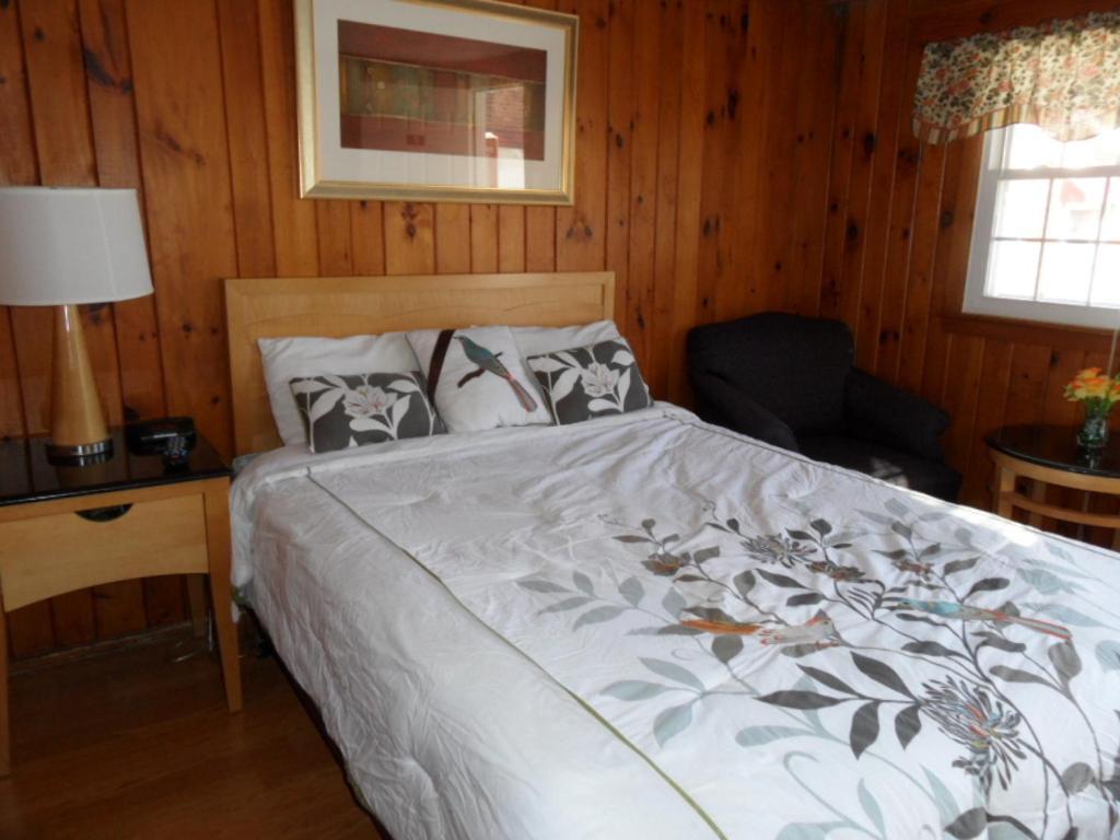 Seven Dwarfs Motel&Cabins Lac George Chambre photo
