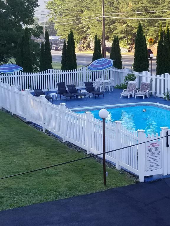Seven Dwarfs Motel&Cabins Lac George Extérieur photo